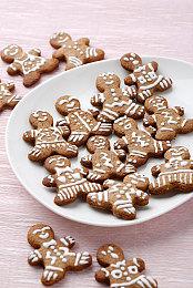 《自杀小队：战胜正义联盟》IGN 5分 剧情出色其他都一团糟